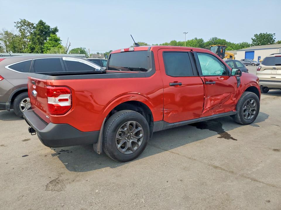 Zdjęcie 3 z aukcji – 2024 FORD MAVERICK z VIN 3FTTW8J90RRA83983