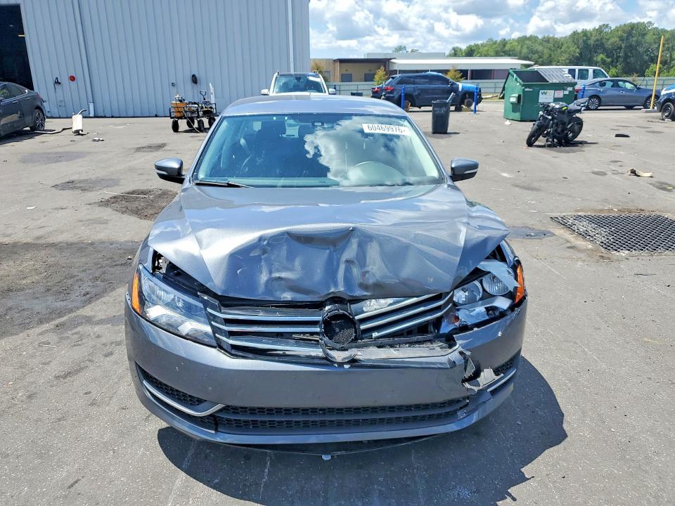 Photo 5 from auction – 2013 VOLKSWAGEN PASSAT with VIN 1VWAP7A38DC005658
