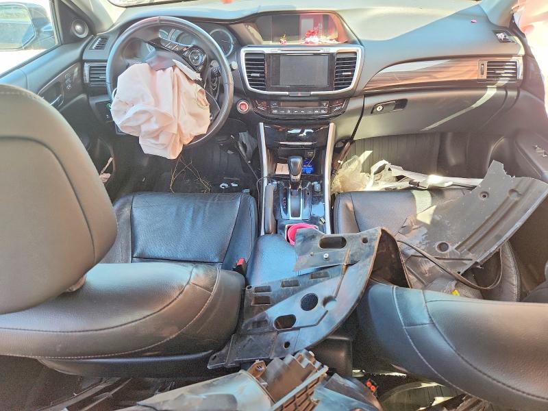 Photo 8 from auction – 2016 HONDA ACCORD with VIN 1HGCR3F84GA015219