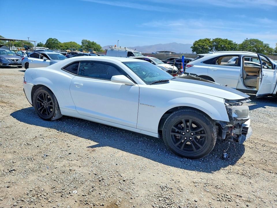 Photo 4 from auction – 2015 CHEVROLET CAMARO with VIN 2G1FB1E39F9162133