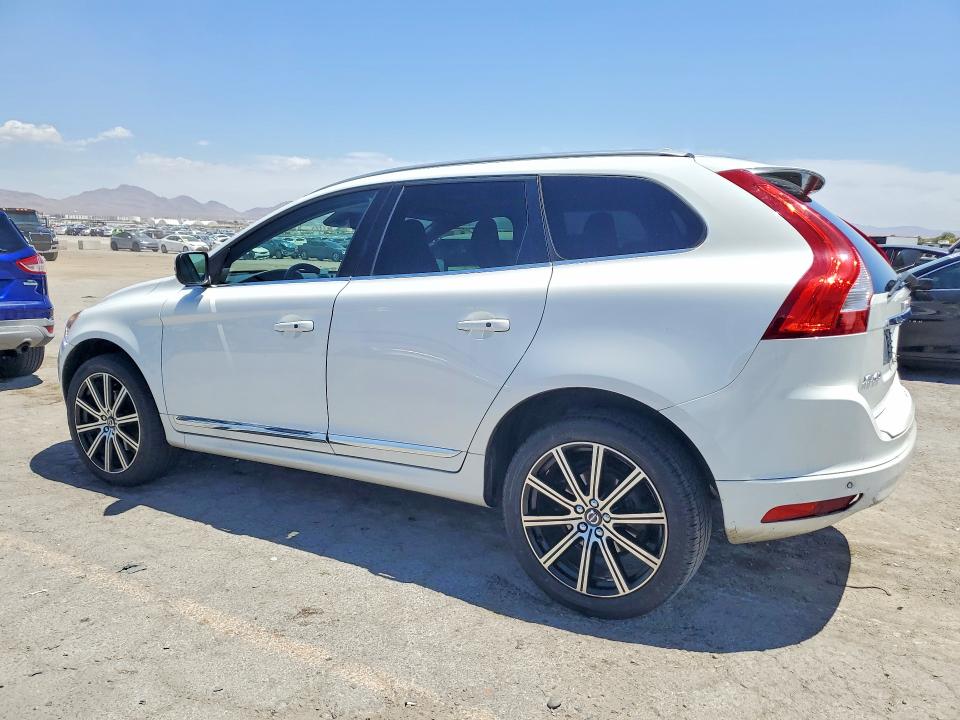 Photo 2 from auction – 2015 VOLVO XC60 with VIN YV440MDM5F2736822