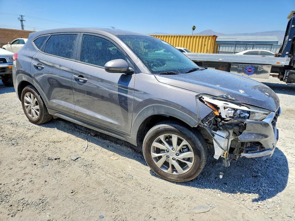 Photo 4 from auction – 2020 HYUNDAI TUCSON with VIN KM8J23A44LU113248