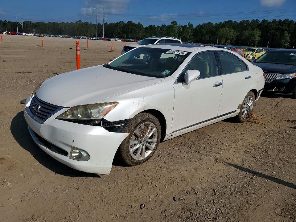 2010 LEXUS ES - Търг №62623126