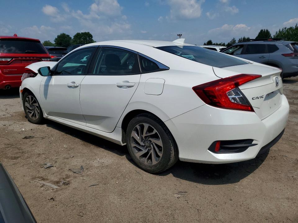 Photo 2 from auction – 2018 HONDA CIVIC with VIN 19XFC2F72JE003444