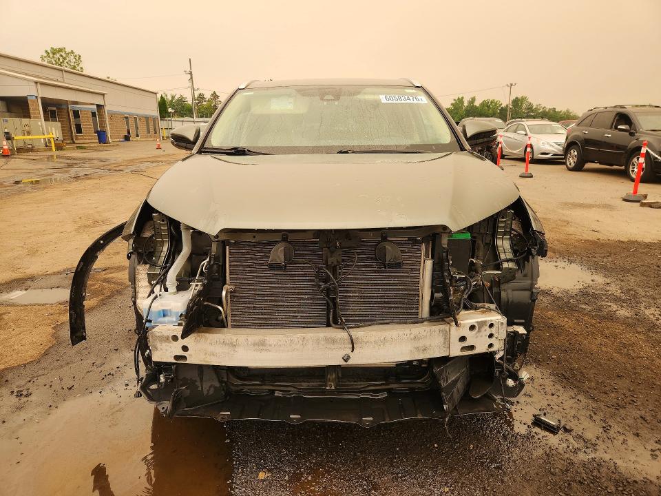Photo 5 from auction – 2018 TOYOTA HIGHLANDER with VIN 5TDJZRFH7JS910898