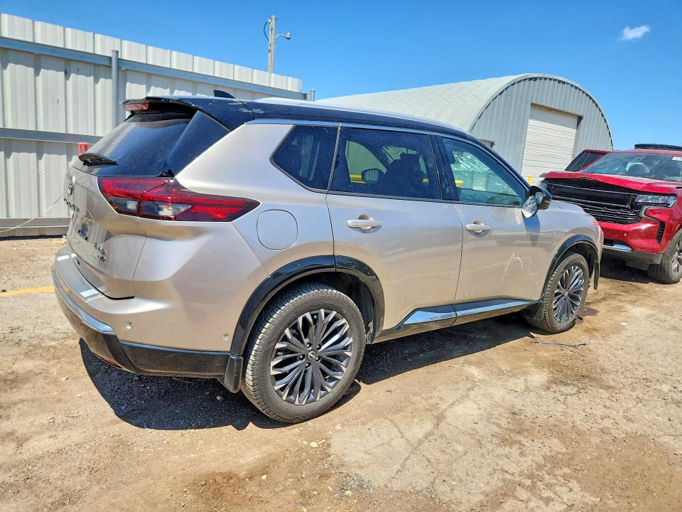 Photo 3 from auction – 2024 NISSAN ROGUE with VIN JN8BT3DD5RW455357