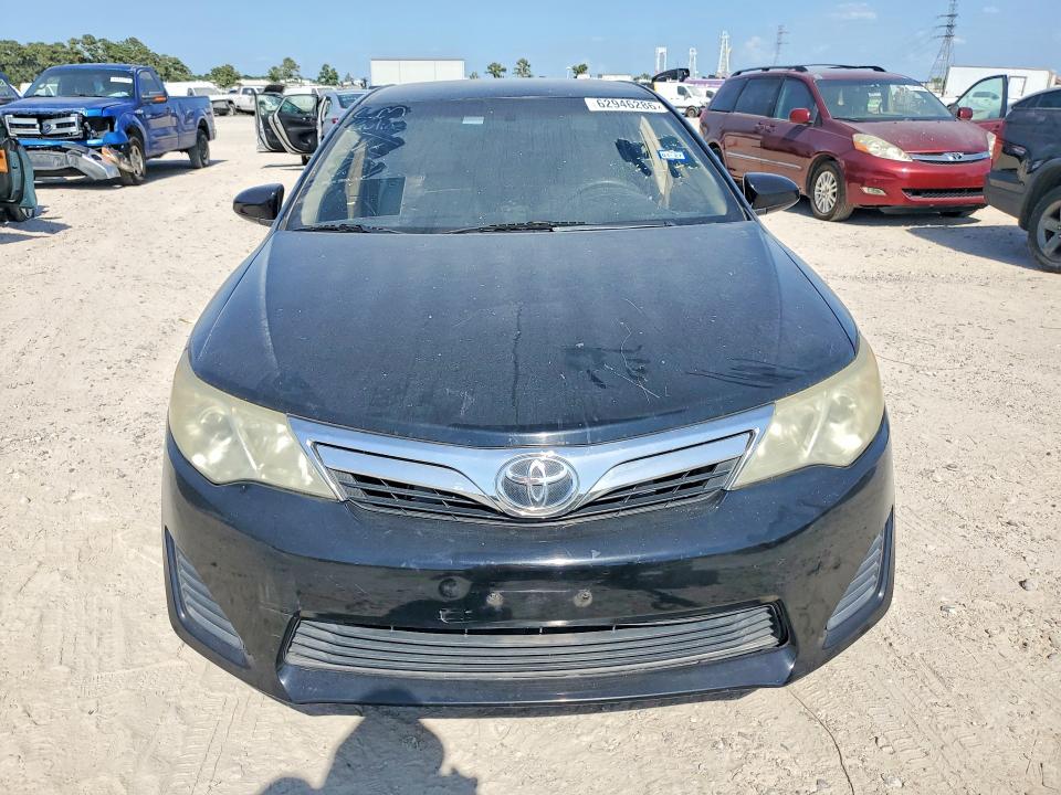 Photo 5 from auction – 2014 TOYOTA CAMRY with VIN 4T4BF1FK6ER355469