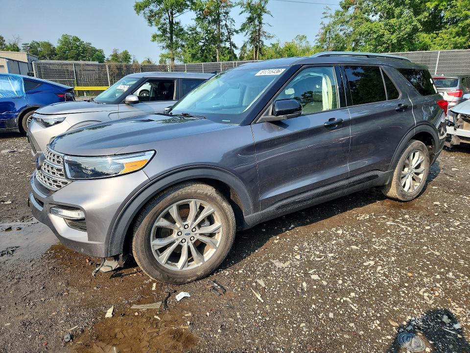 FORD EXPLORER 2022 with VIN 1FMSK7FH2NGA61286 - Photo from auction