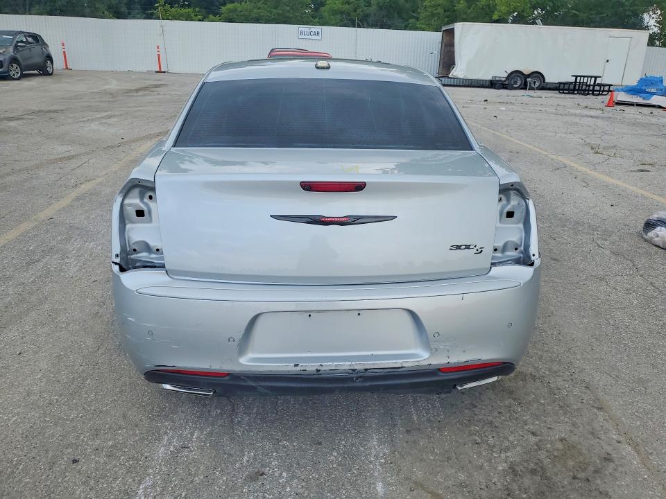 Photo 6 from auction – 2023 CHRYSLER 300 with VIN 2C3CCABG8PH585294