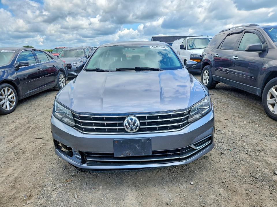 Photo 5 from auction – 2016 VOLKSWAGEN PASSAT with VIN 1VWBT7A37GC014128