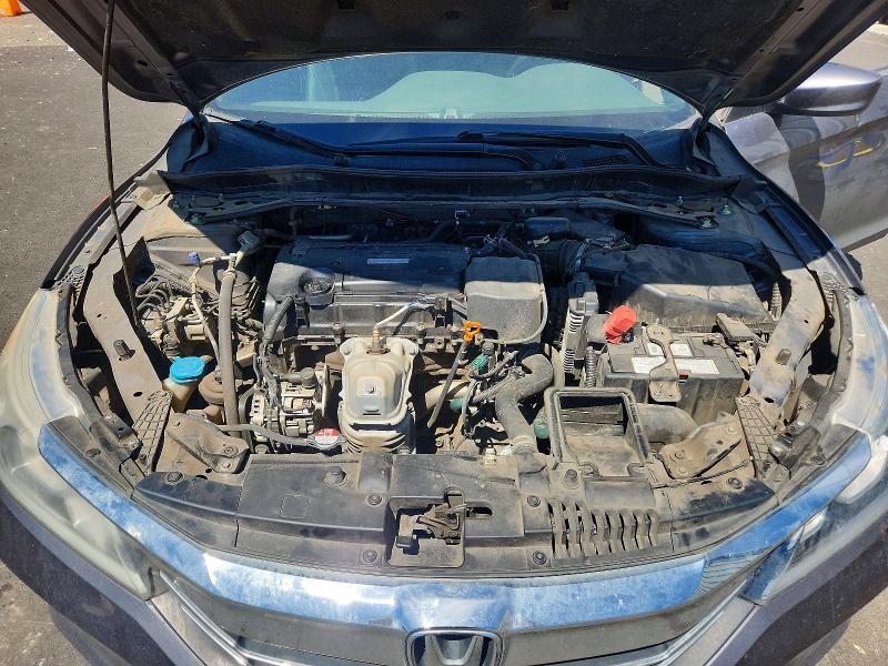 Photo 11 from auction – 2017 HONDA ACCORD with VIN 1HGCR2F52HA243446