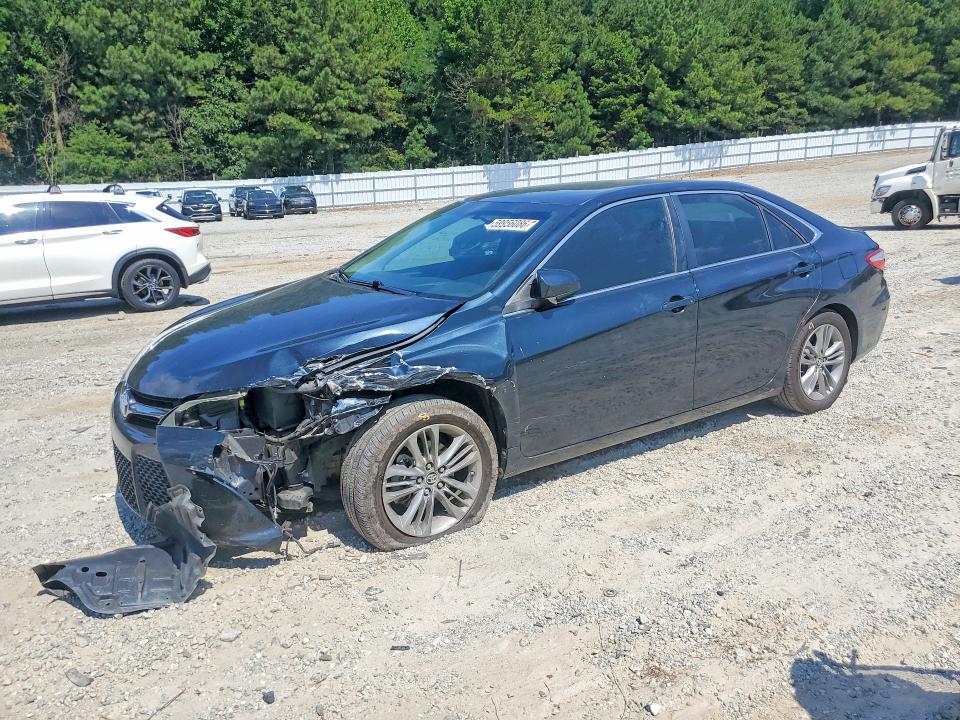 2015 TOYOTA CAMRY