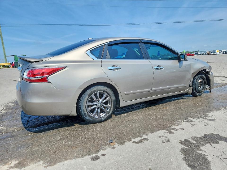 Photo 3 from auction – 2015 NISSAN ALTIMA with VIN 1N4AL3AP8FC593029