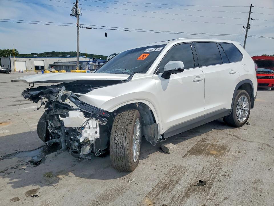 TOYOTA GRAND HIGHLANDER 2026 with VIN 5TDAAAB59TS122759 - Photo from auction