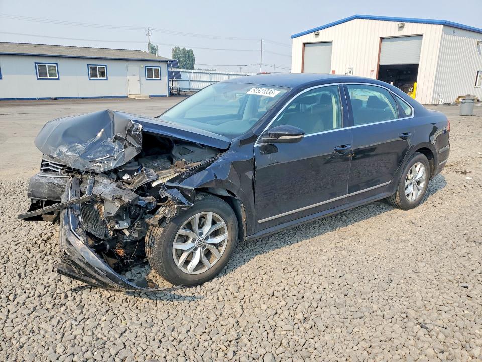 VOLKSWAGEN PASSAT 2016 with VIN 1VWAS7A39GC007261 - Photo from auction