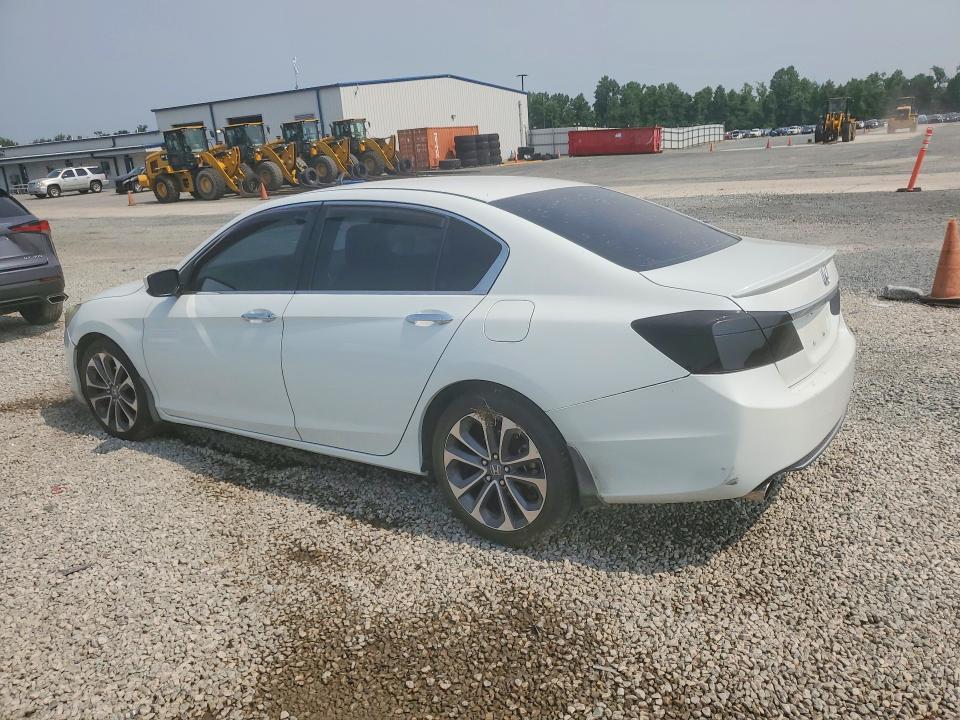 Photo 2 from auction – 2015 HONDA ACCORD with VIN 1HGCR2F53FA102284