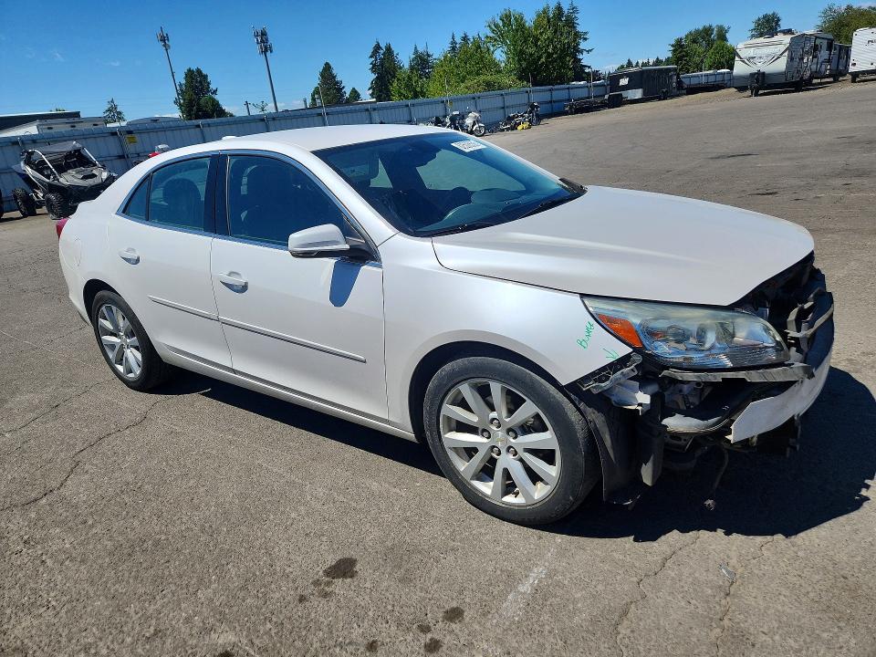 Photo 4 from auction – 2015 CHEVROLET MALIBU with VIN 1G11D5SL6FF195839