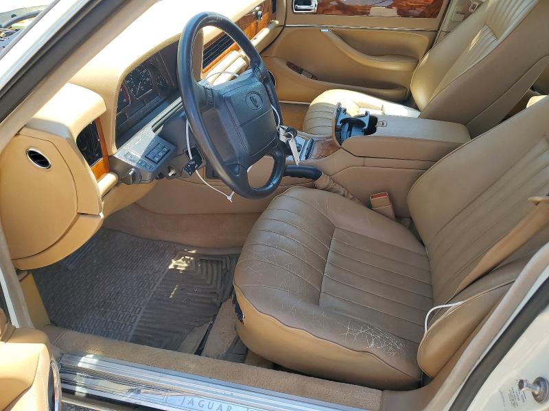 Photo 7 from auction – 1993 JAGUAR XJ6 with VIN SAJHW1745PC678558