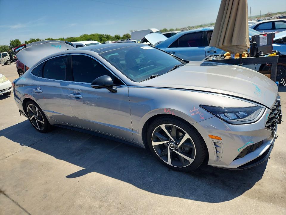 Снимка 4 от търг – 2023 HYUNDAI SONATA с VIN KMHL44J27PA272649