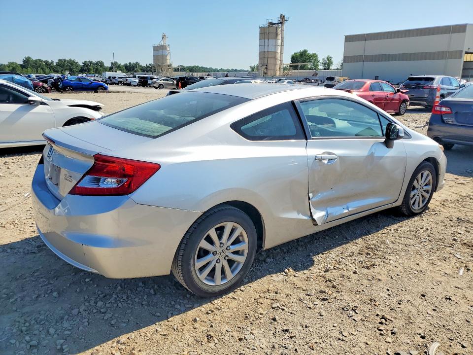Photo 3 from auction – 2012 HONDA CIVIC with VIN 2HGFG3B13CH515332
