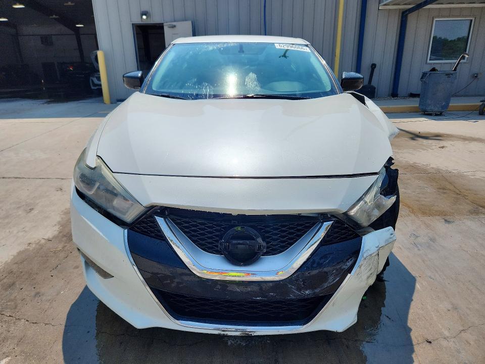 Photo 5 from auction – 2016 NISSAN MAXIMA with VIN 1N4AA6AP9GC380485