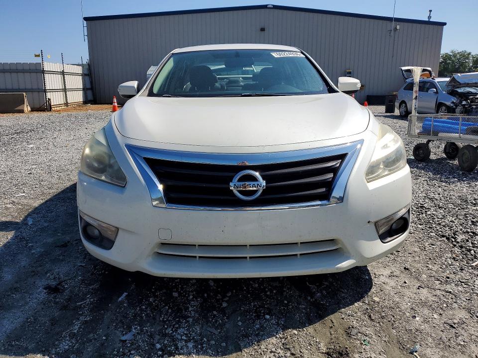 Photo 5 from auction – 2015 NISSAN ALTIMA with VIN 1N4AL3AP3FC157415