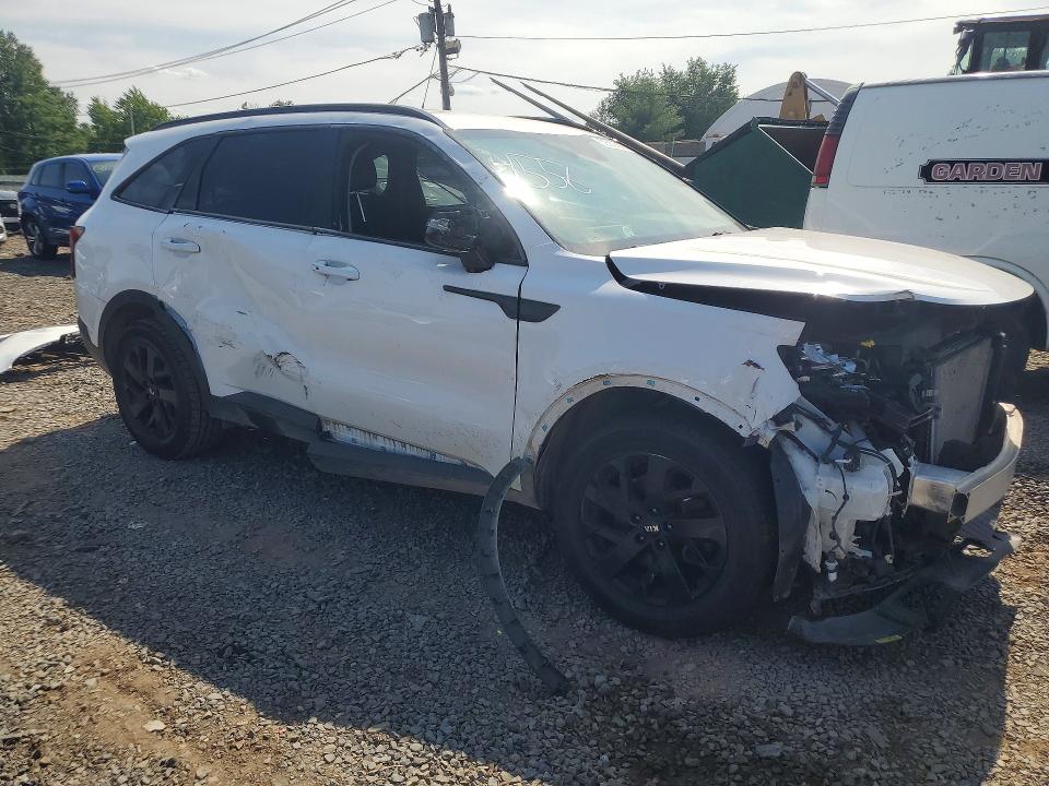Photo 4 from auction – 2021 KIA SORENTO with VIN 5XYRLDLC2MG017376