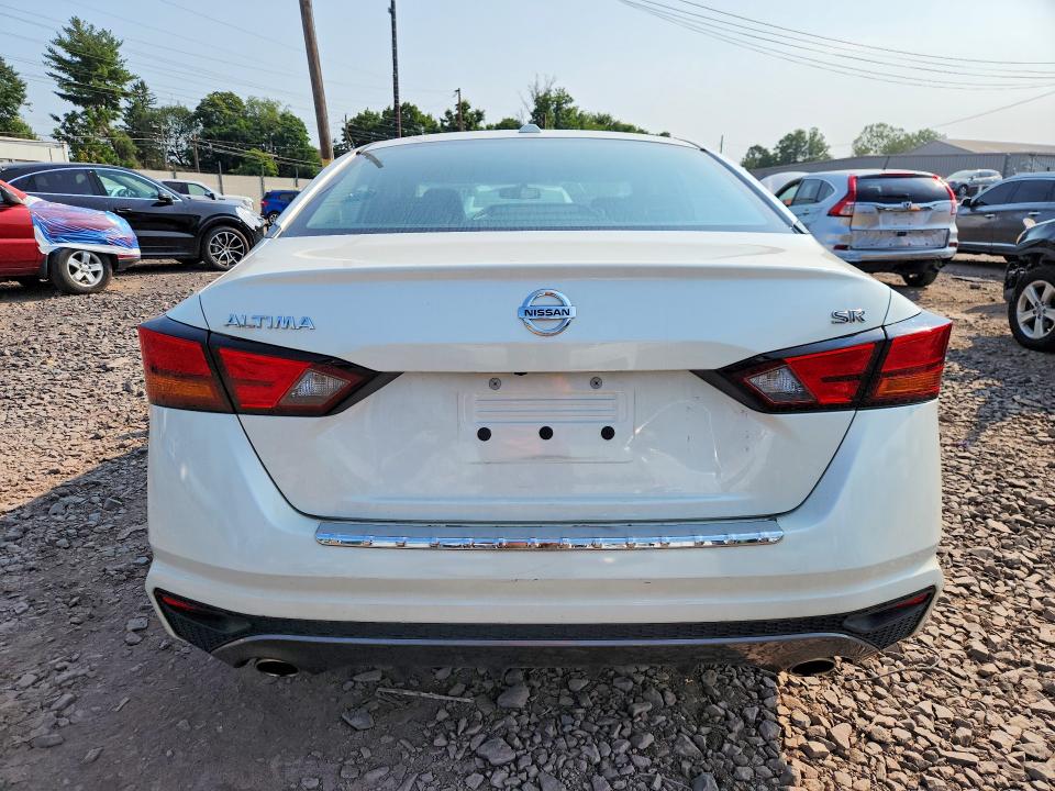 Photo 6 from auction – 2019 NISSAN ALTIMA with VIN 1N4BL4CV4KC133348