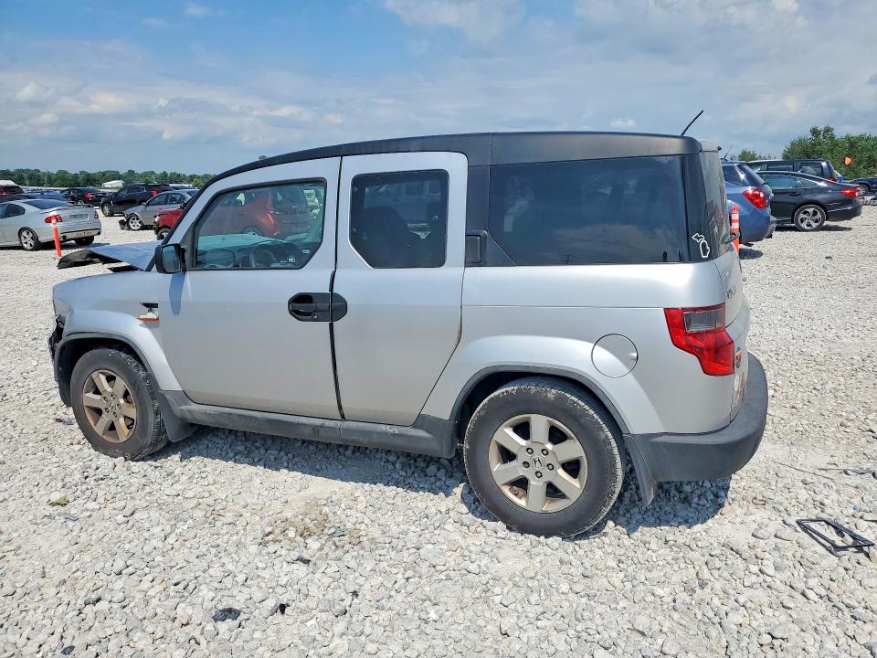 Foto 2 de la subasta – 2010 HONDA ELEMENT con VIN 5J6YH2H73AL000528
