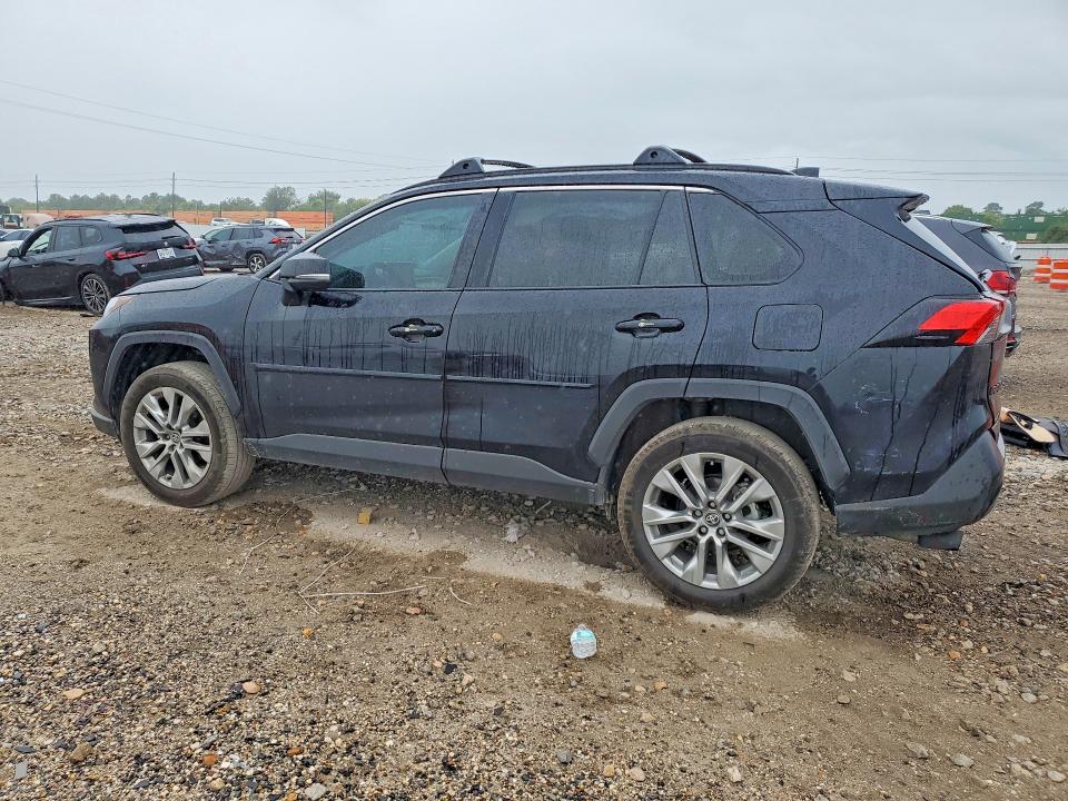 Photo 2 from auction – 2025 TOYOTA RAV4 with VIN 2T3C1RFV5SW440439