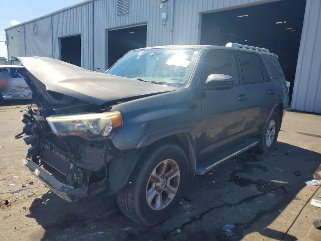 TOYOTA 4RUNNER 2015 with VIN JTEZU5JR2F5089485 - Photo from auction