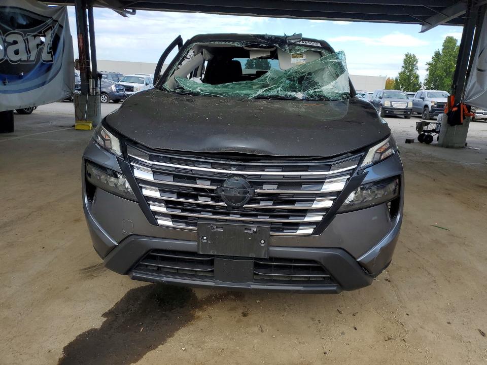 Photo 5 from auction – 2025 NISSAN ROGUE with VIN 5N1BT3BA3SC799115