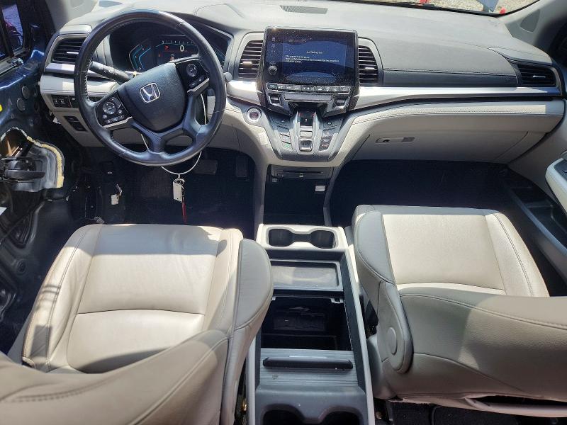 Photo 8 from auction – 2018 HONDA ODYSSEY with VIN 5FNRL6H71JB033837