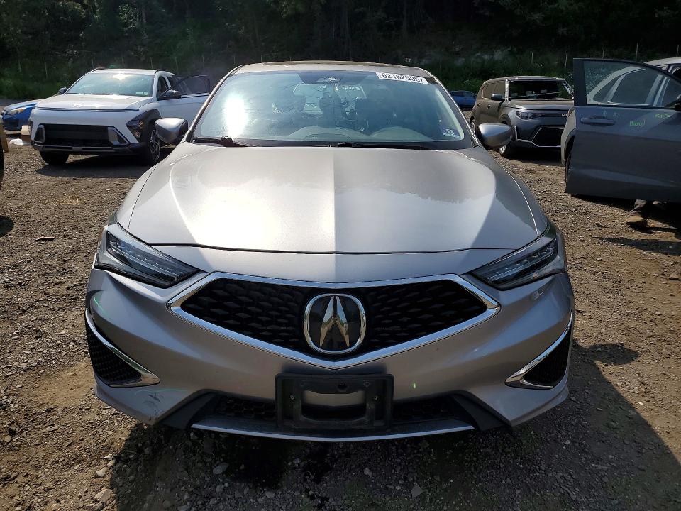 Photo 5 from auction – 2019 ACURA ILX with VIN 19UDE2F75KA013506