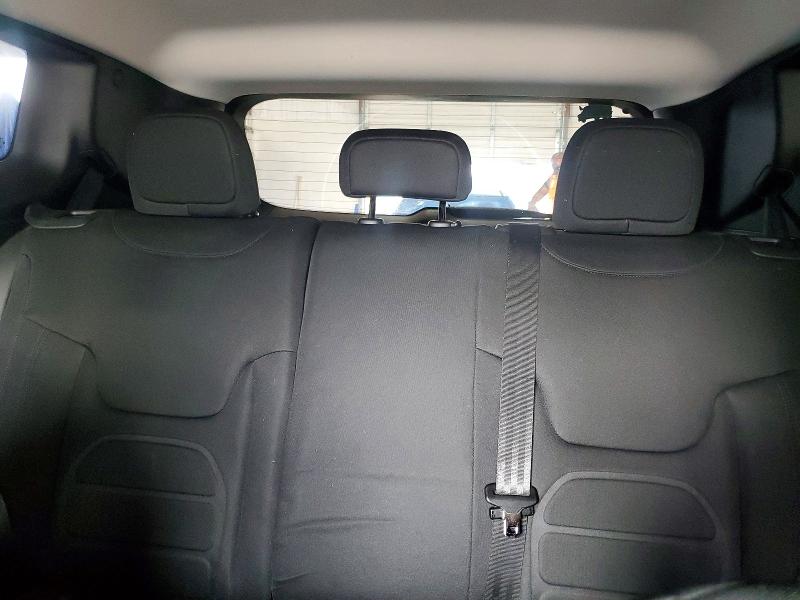 Photo 10 from auction – 2018 JEEP RENEGADE with VIN ZACCJABB0JPJ19285