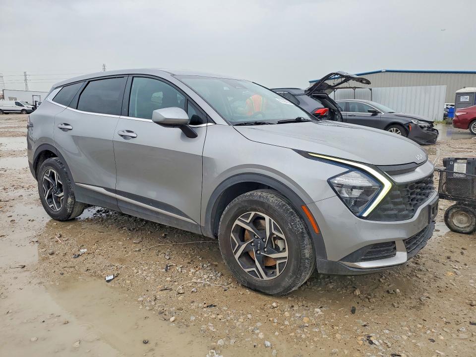 Photo 4 from auction – 2023 KIA SPORTAGE with VIN KNDPUCAF1P7160767