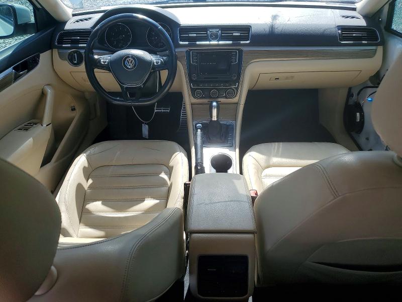 Photo 8 from auction – 2017 VOLKSWAGEN PASSAT with VIN 1VWCT7A39HC076118