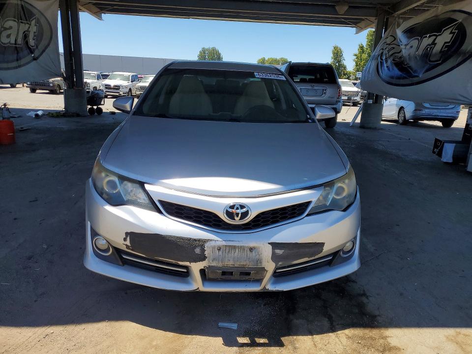 Photo 5 from auction – 2014 TOYOTA CAMRY with VIN 4T1BF1FK5EU418068