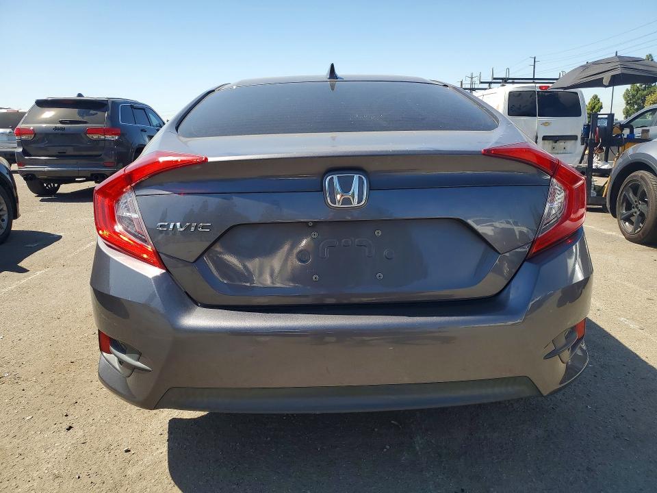 Photo 6 from auction – 2017 HONDA CIVIC with VIN 2HGFC2F76HH521332