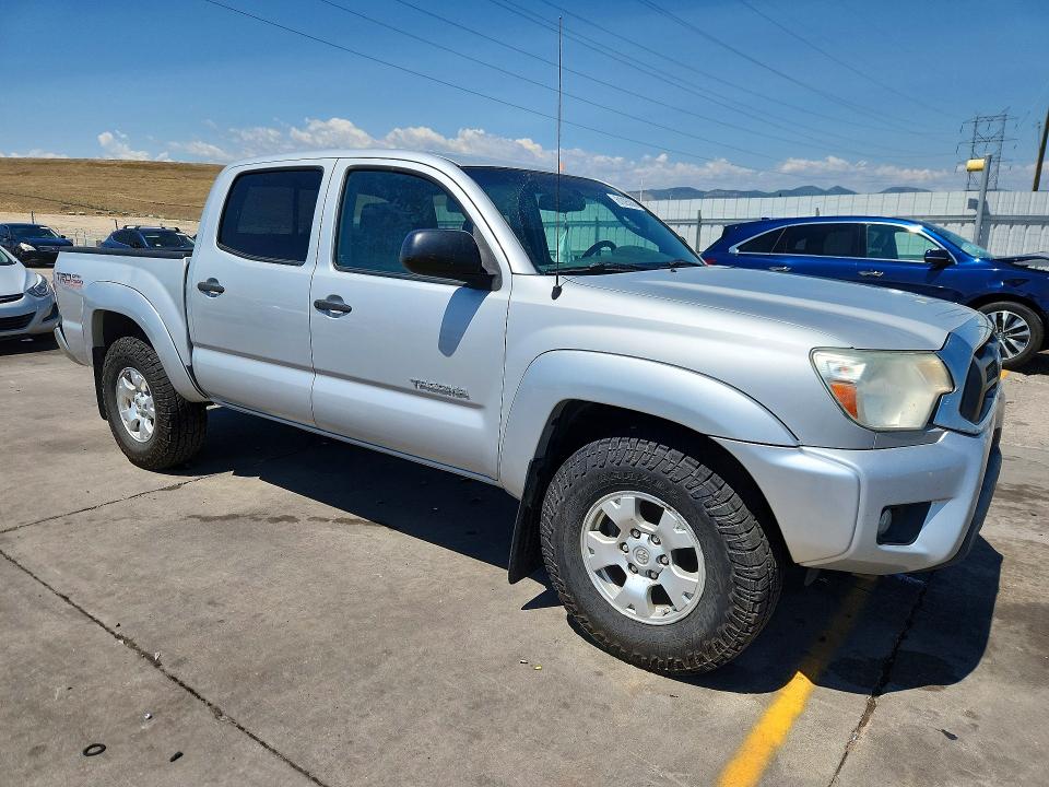 Photo 4 from auction – 2013 TOYOTA TACOMA with VIN 3TMLU4EN4DM109481