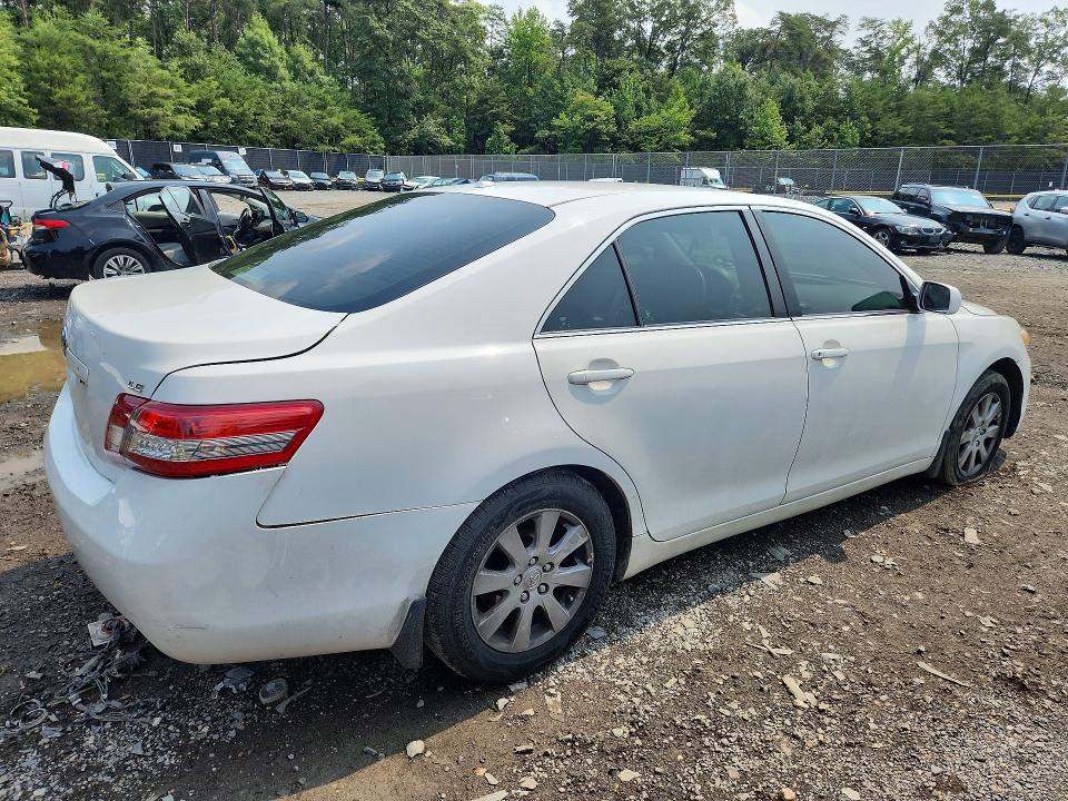 Photo 3 from auction – 2010 TOYOTA CAMRY with VIN 4T1BF3EK6AU534631