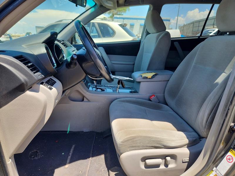 Photo 7 from auction – 2012 TOYOTA HIGHLANDER with VIN 5TDBK3EH9CS104281