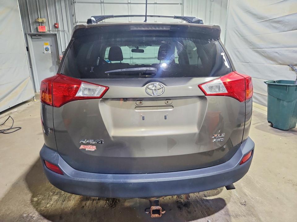 Photo 6 from auction – 2013 TOYOTA RAV4 with VIN JTMRFREV7D5007731