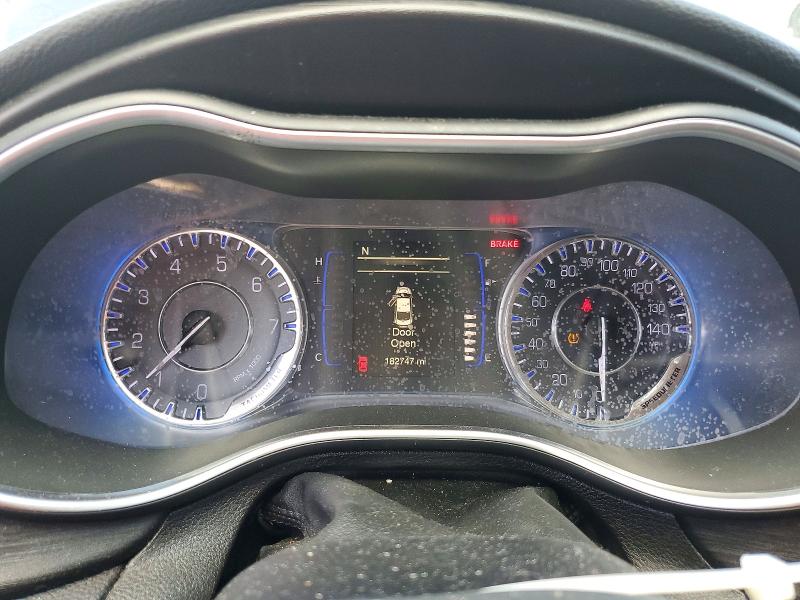 Photo 9 from auction – 2017 CHRYSLER 200 with VIN 1C3CCCABXHN508341