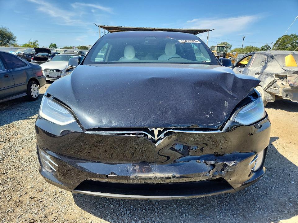 صورة رقم 5 من المزاد - 2017 TESLA MODEL X مع VIN 5YJXCAE25HF065882