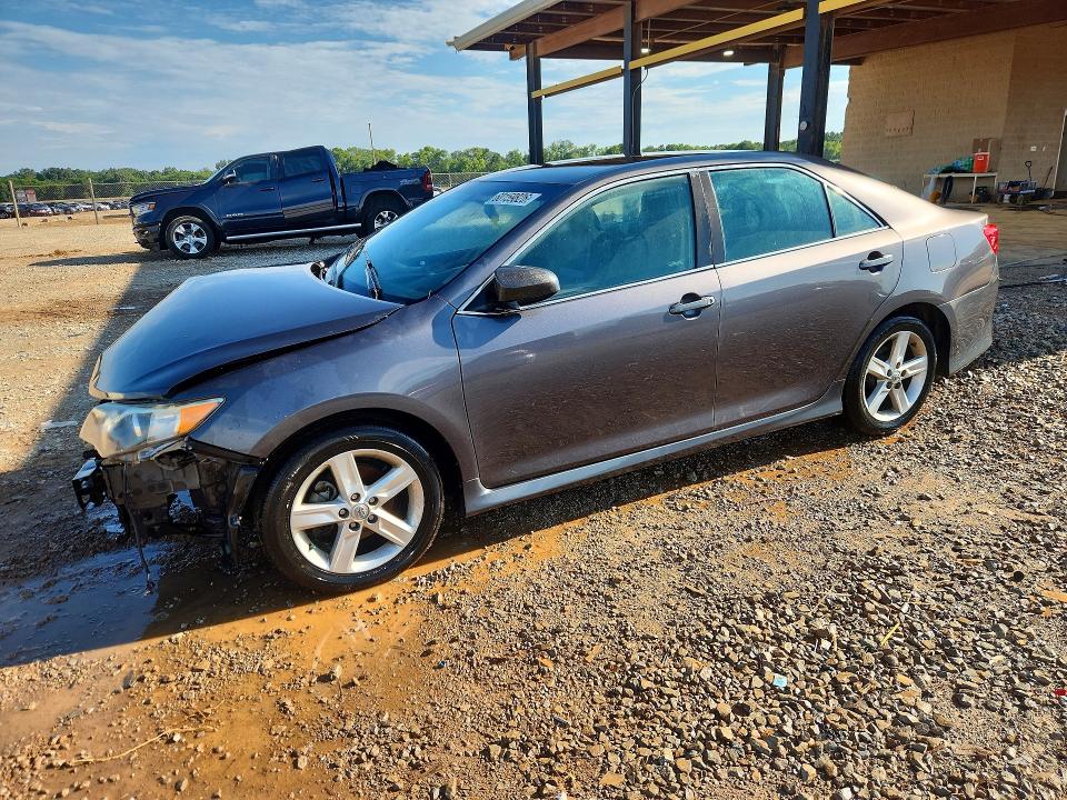 TOYOTA CAMRY 2014 with VIN 4T1BF1FK1EU764117 - Photo from auction