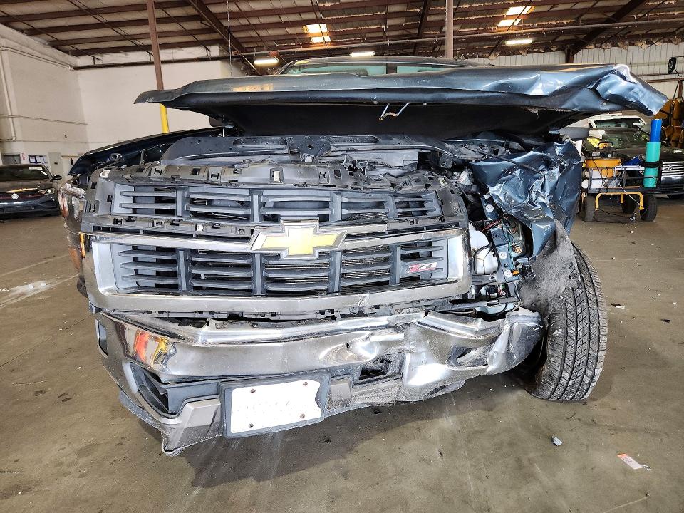 Photo 5 from auction – 2014 CHEVROLET SILVERADO with VIN 1GCVKREC6EZ107905