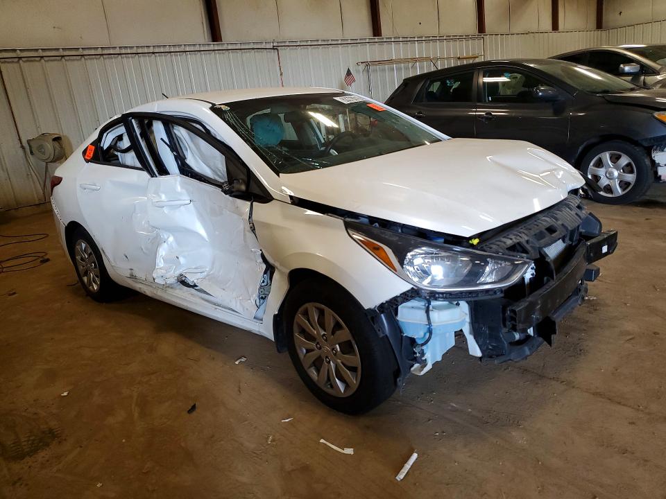 Photo 4 from auction – 2018 HYUNDAI ACCENT with VIN 3KPC24A34JE031073