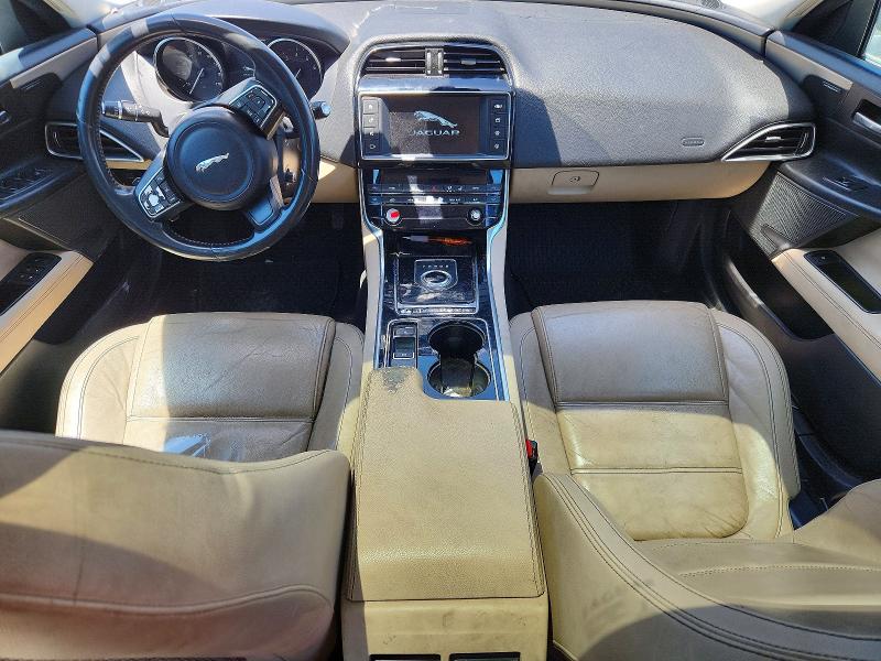Photo 8 from auction – 2017 JAGUAR XE with VIN SAJAE4BG7HA968787