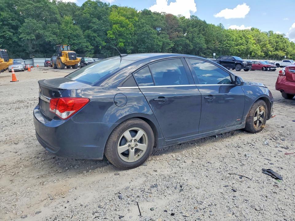 Photo 3 from auction – 2014 CHEVROLET CRUZE with VIN 1G1PC5SB4E7488247
